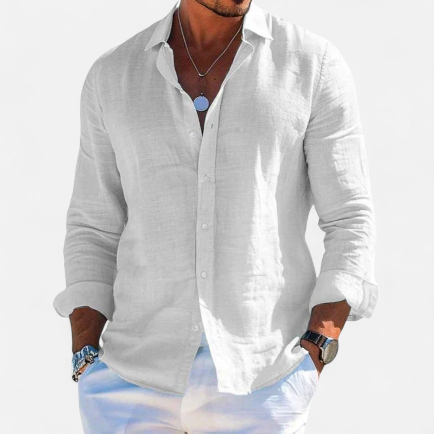 Casual shirt with long sleeves and regular fit