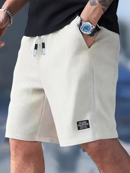 Casual shorts with drawstring waist and side pockets