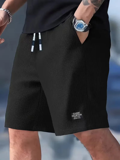 Casual shorts with drawstring waist and side pockets