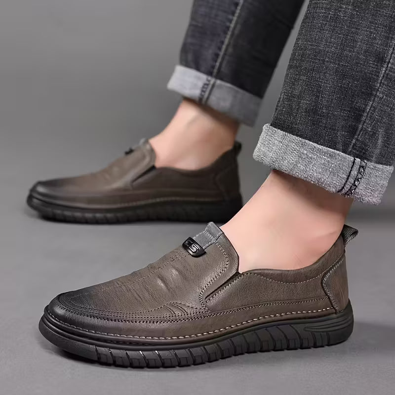 Comfortable loafers with non-slip sole