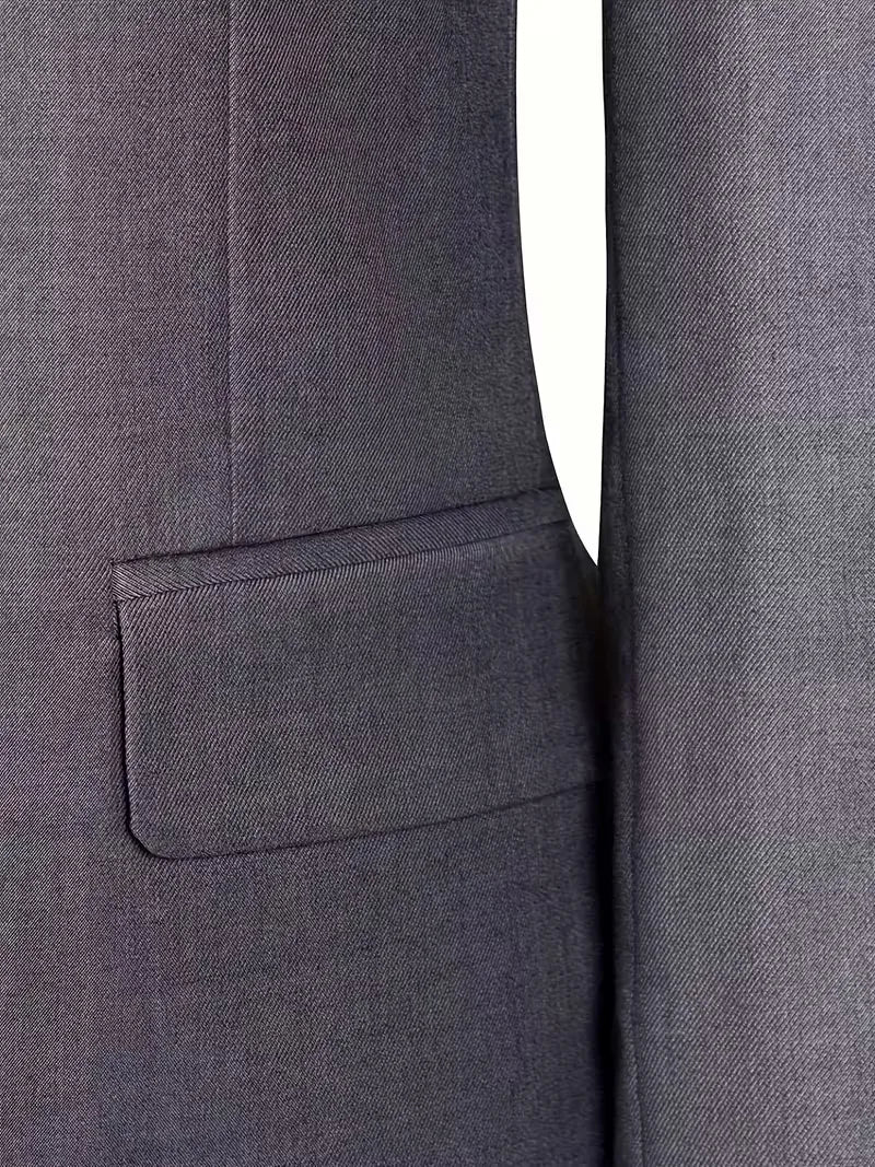 Three-piece men's suit with slim fit and glossy finish