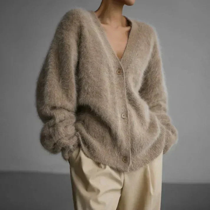 Fluffy cardigan with v-neck and buttons