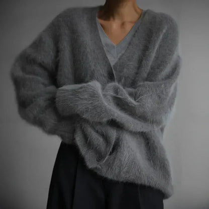 Fluffy cardigan with v-neck and buttons