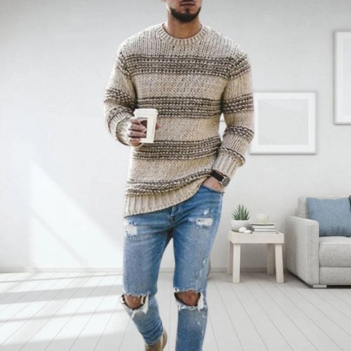 Chunky knitted jumper with round neck and long sleeves