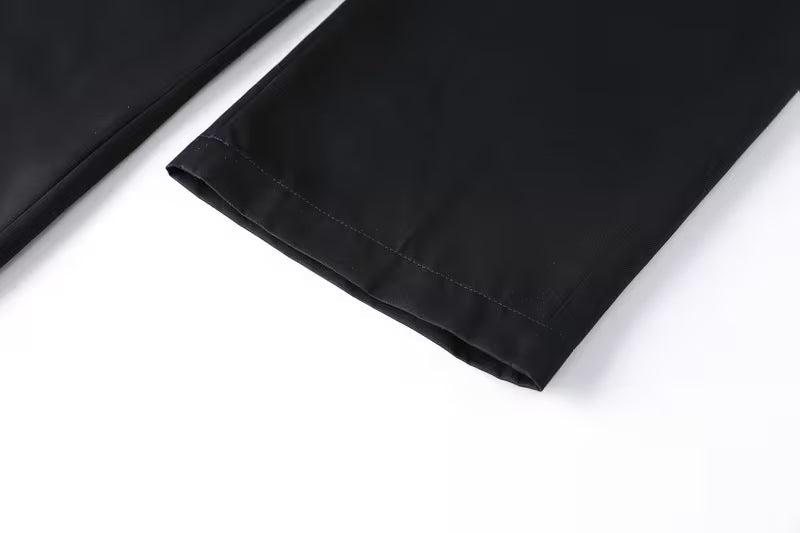Heavy-duty cargo trousers with multi-pocket design