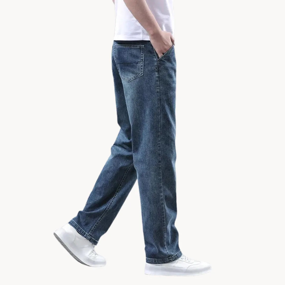 Men's Straight Fit Jeans