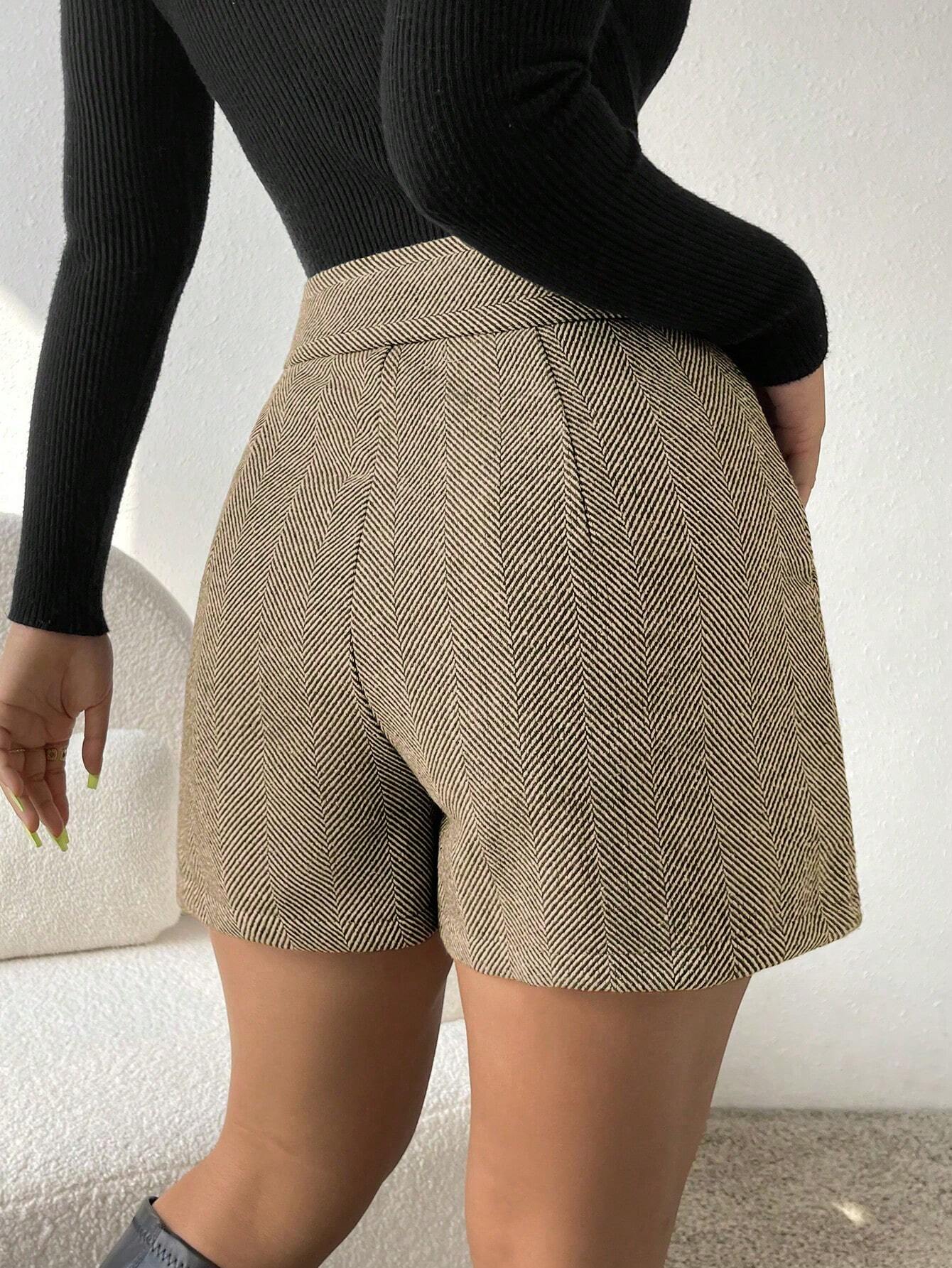 Houndstooth Pattern High-Waisted Shorts