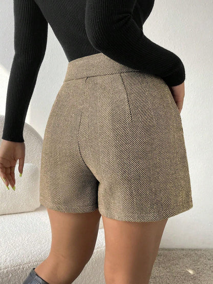 Houndstooth Pattern High-Waisted Shorts