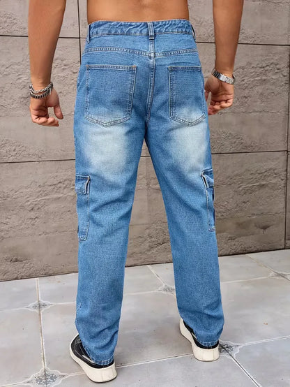 Loose fit trousers for men with cargo pockets