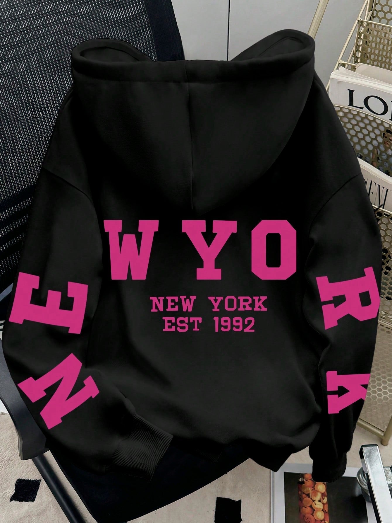 Oversized hoodie with leopard print and hood