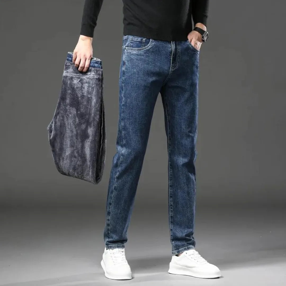 Straight-leg jeans with fleece lining