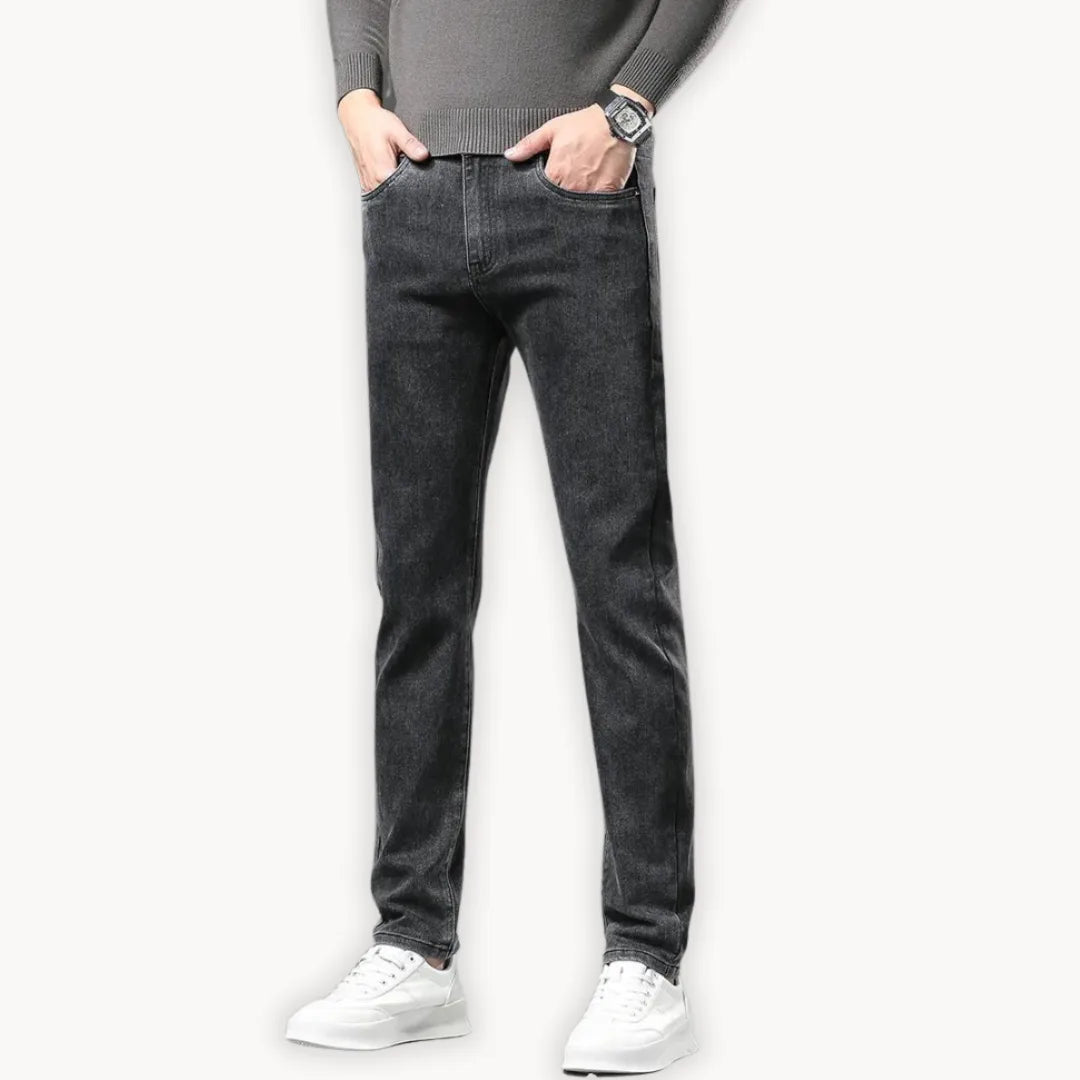 Straight-leg jeans with fleece lining