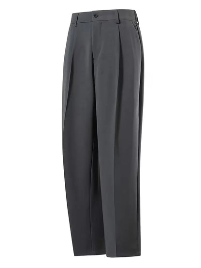 Straight trousers with pleated details and side pockets