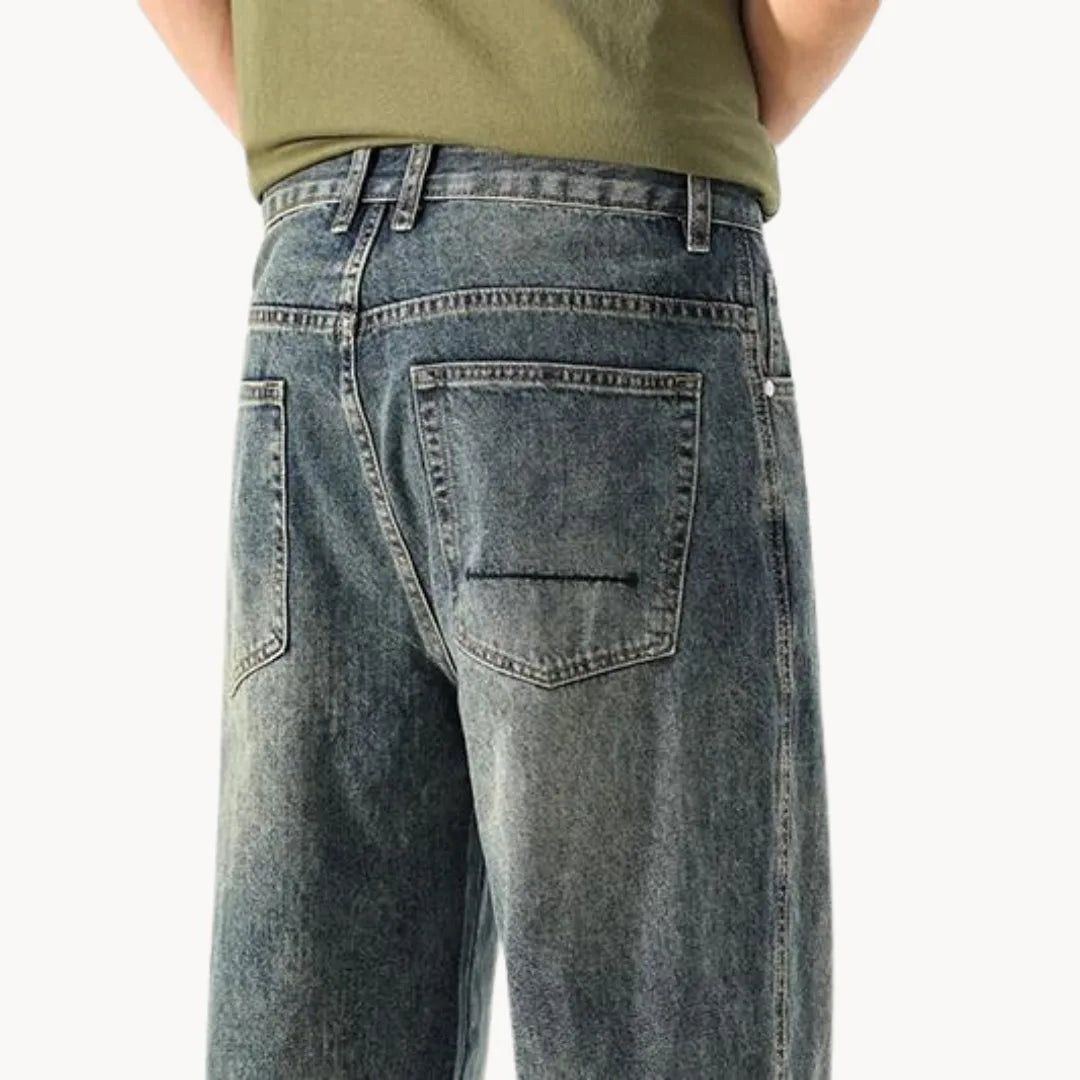 Relaxed retro jeans with a straight fit