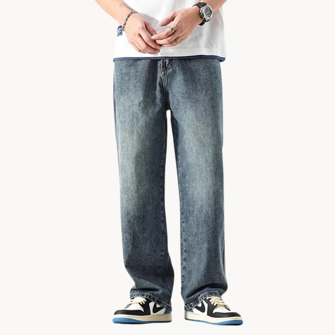 Relaxed retro jeans with a straight fit
