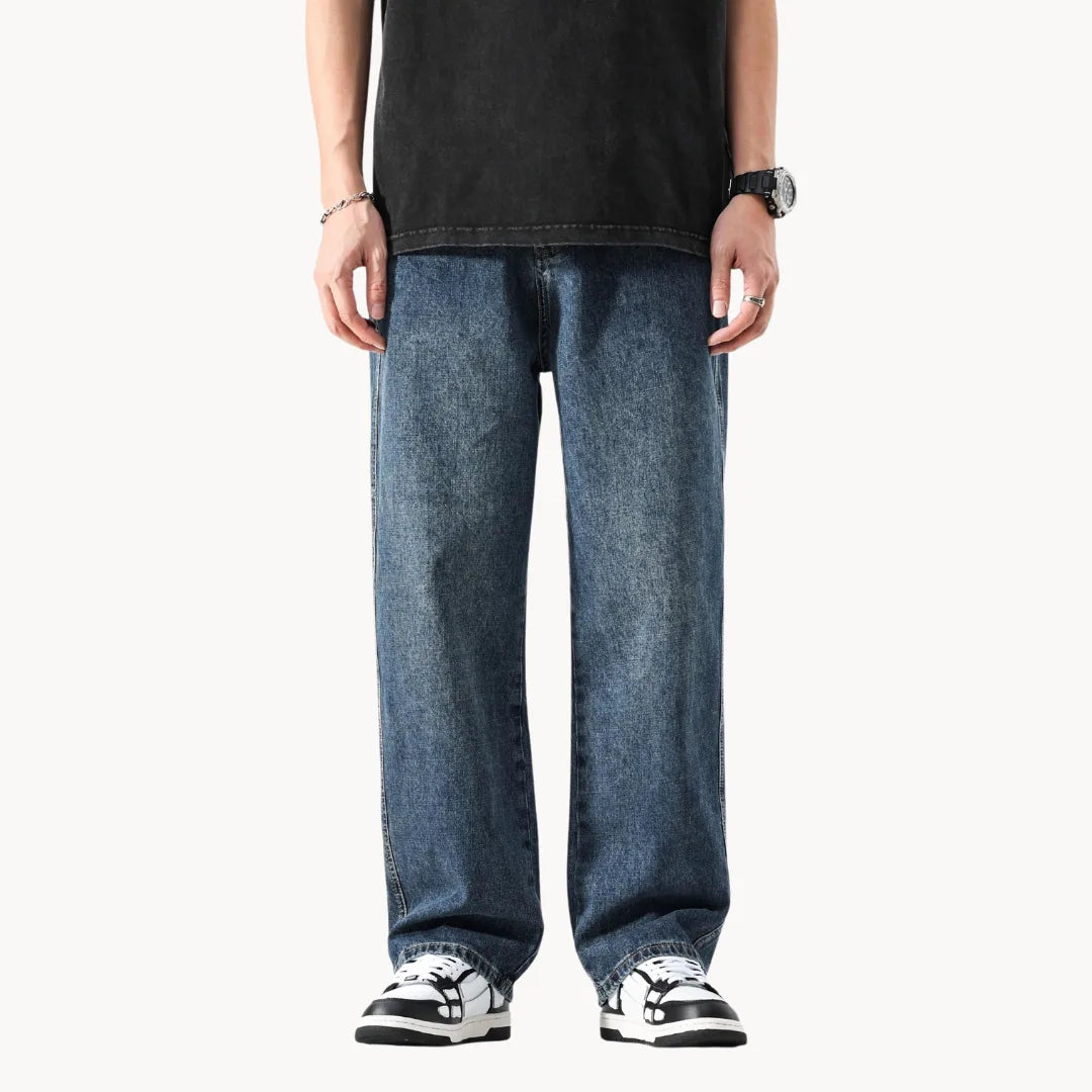 Relaxed retro jeans with a straight fit