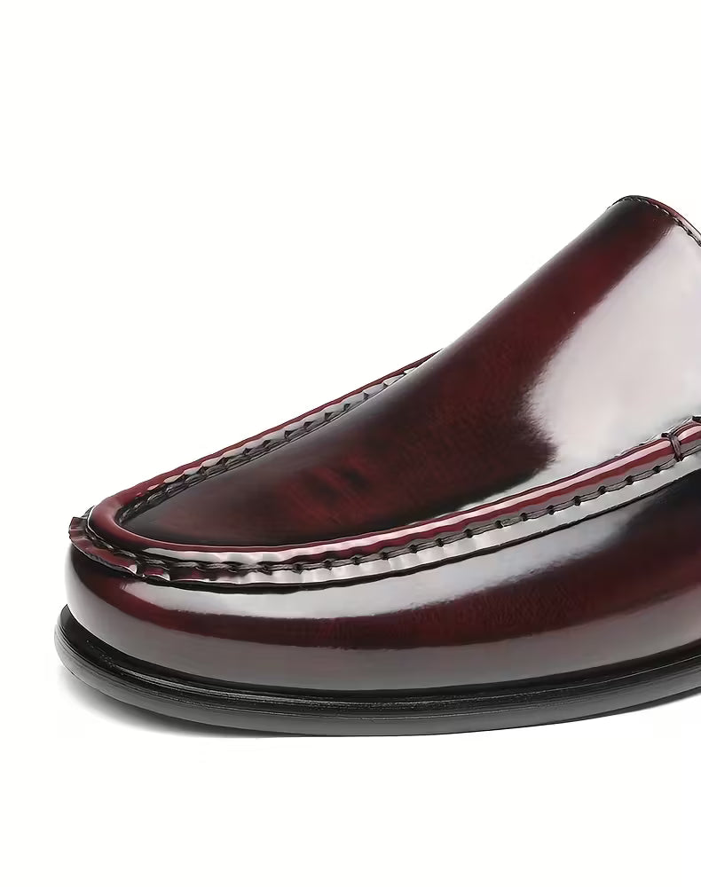 Shoes with lightweight design and pointed toe