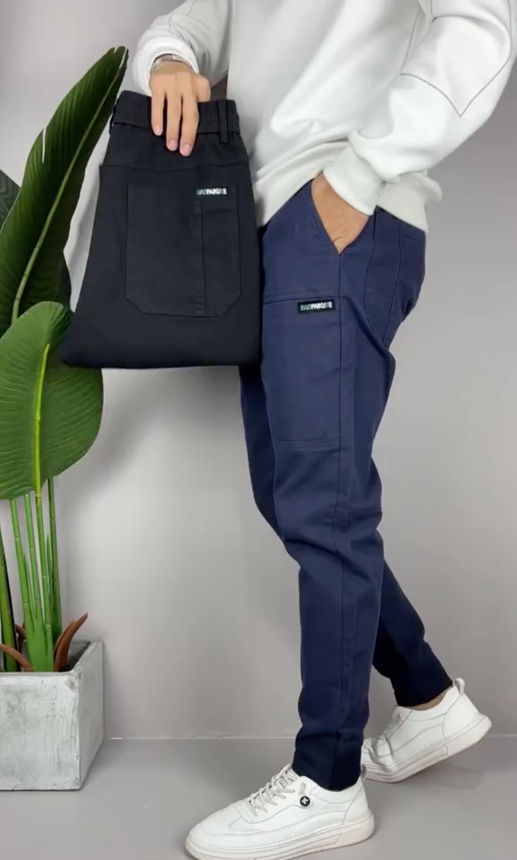 Slim fit chinos with elastic cuffs
