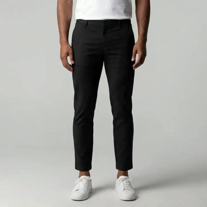 Slim fit chinos with side pockets