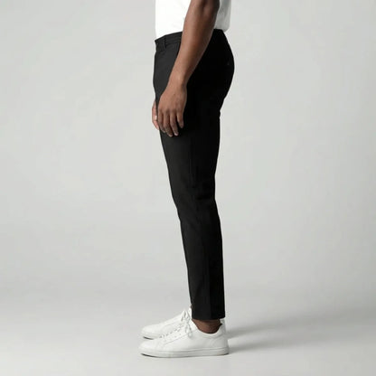 Slim fit chinos with side pockets