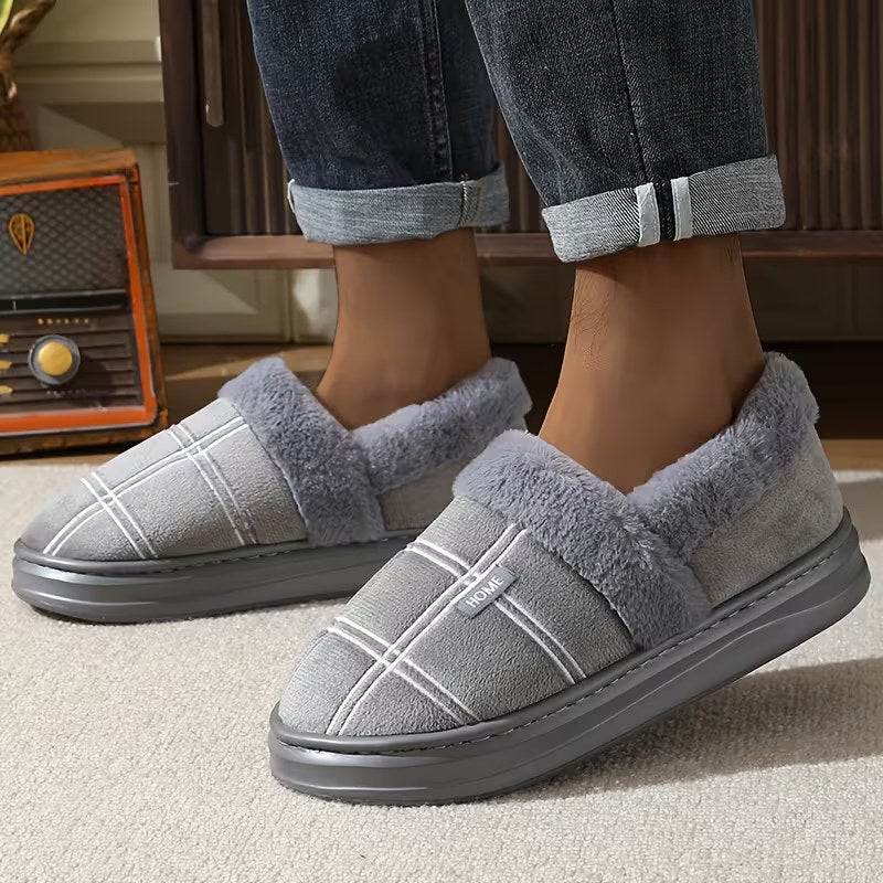 Slippers with check pattern and plush lining