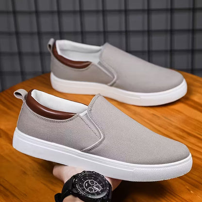 Slip-on shoes with breathable canvas and elastic opening
