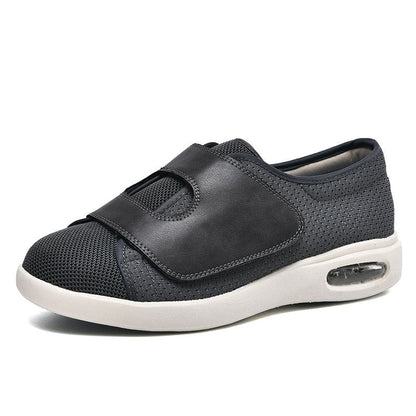Sneakers with extra wide fit and Velcro fastening