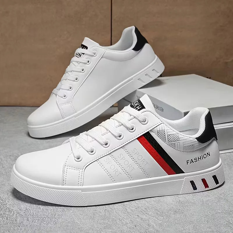 Sneakers with a modern look and lace-up fastening