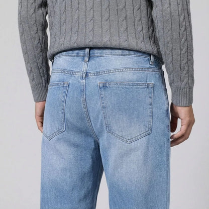 Straight Leg Jeans with Regular Fit