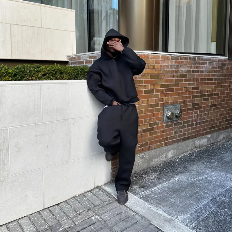 Tracksuit with hoodie and trousers in loose fit