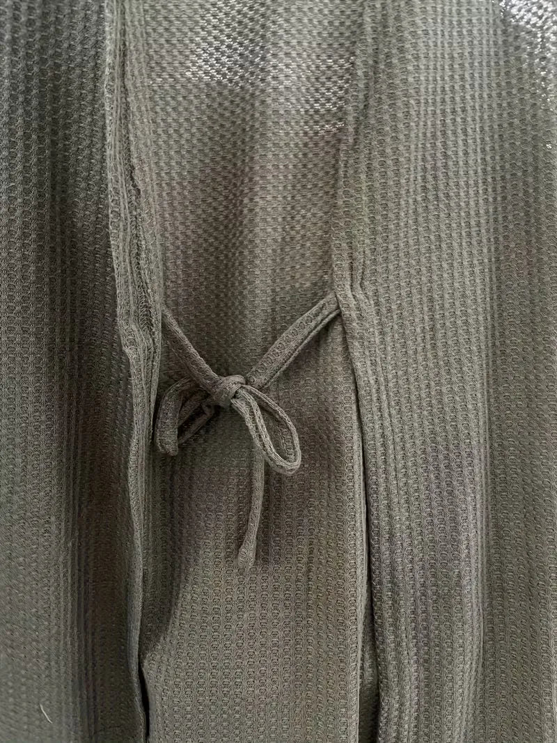 Three-piece set with waffle texture