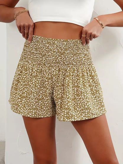 Short with High Waist and Floral Pattern