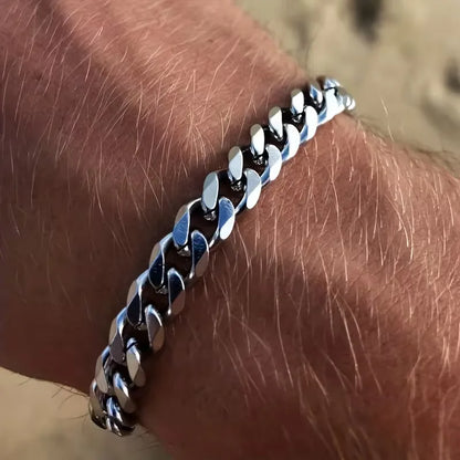 Cuban link bracelet with lobster clasp