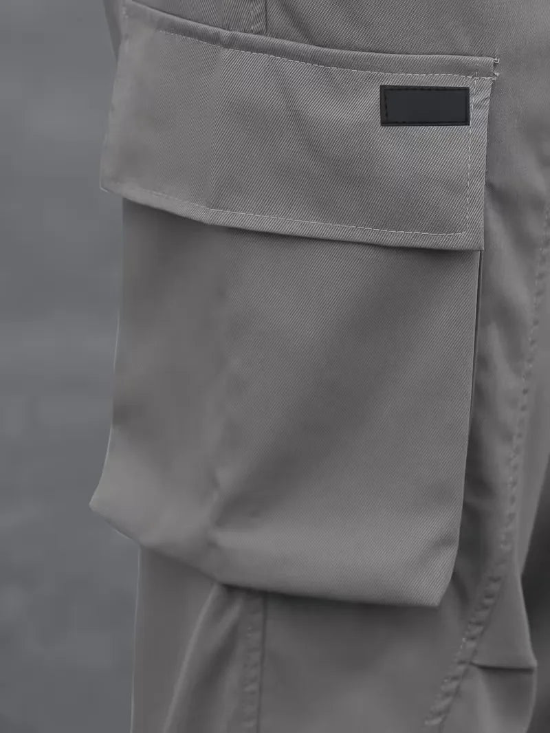 Cargo trousers with elastic waistband