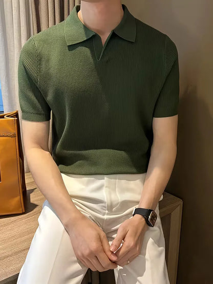 Polo with V-neck and short sleeves