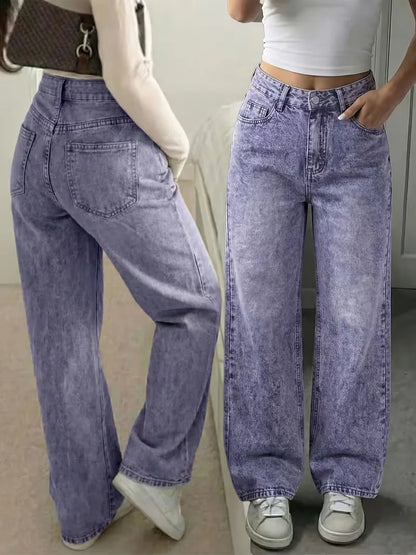 Straight jeans with mid-rise