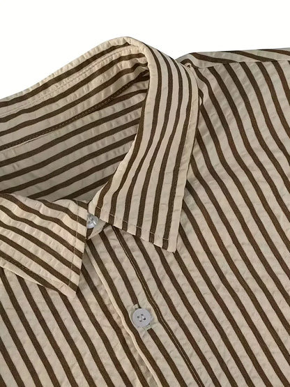 Casual shirt with vertical stripes