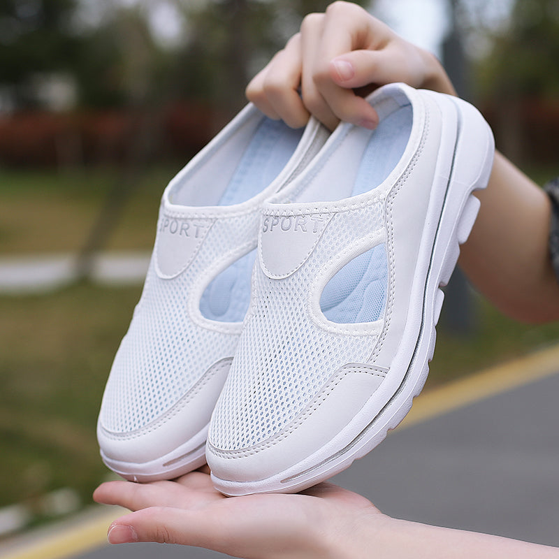 Alvaro's | Supportive Slippers