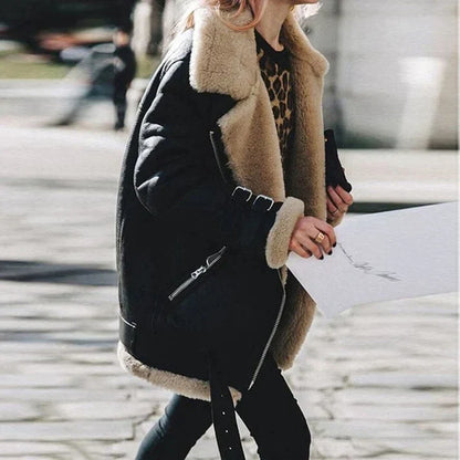 Luxury and High-Quality Coat with Fur Collar