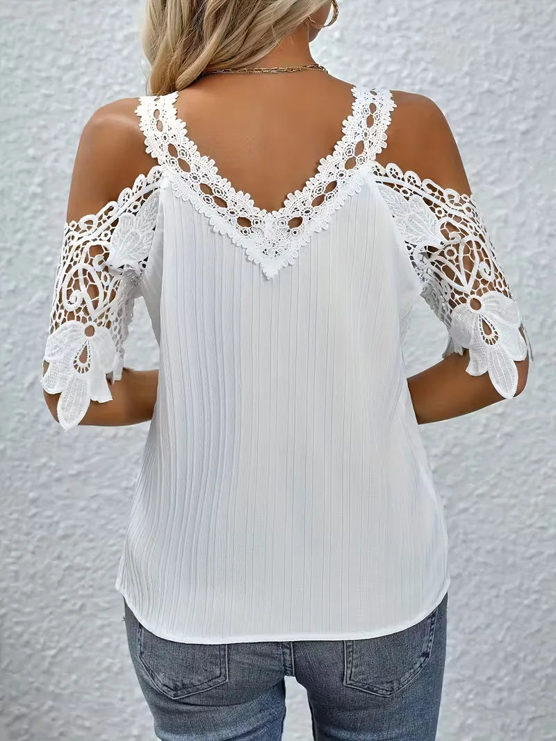 off-shoulder T-shirt with lace