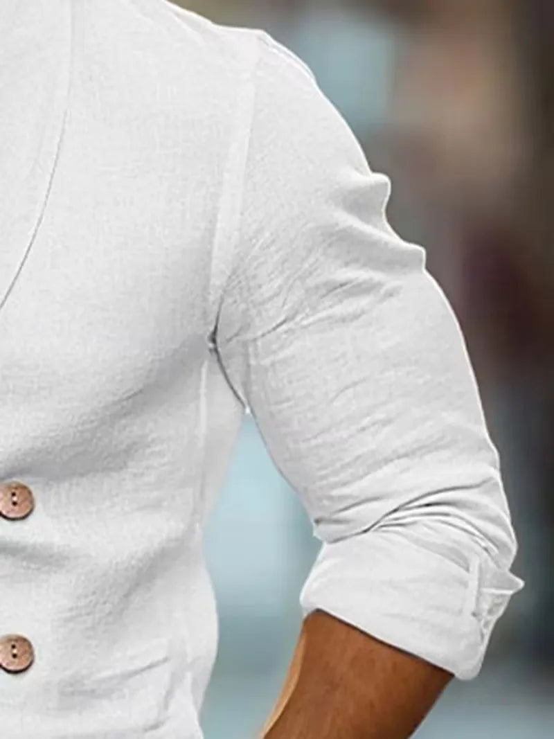 Slim fit blazer with wooden buttons