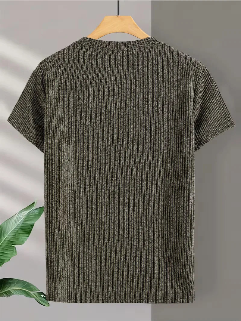 Casual men's T-shirt with jacquard pattern