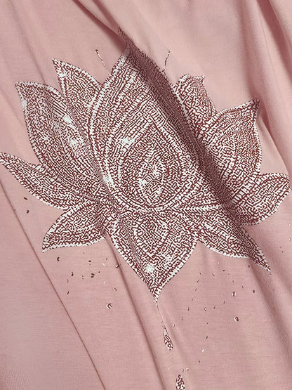 T-shirt with lotus flower print