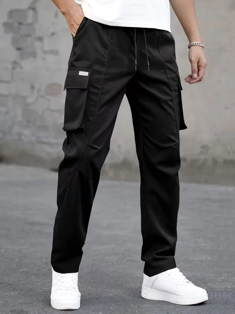 Cargo trousers with elastic waistband