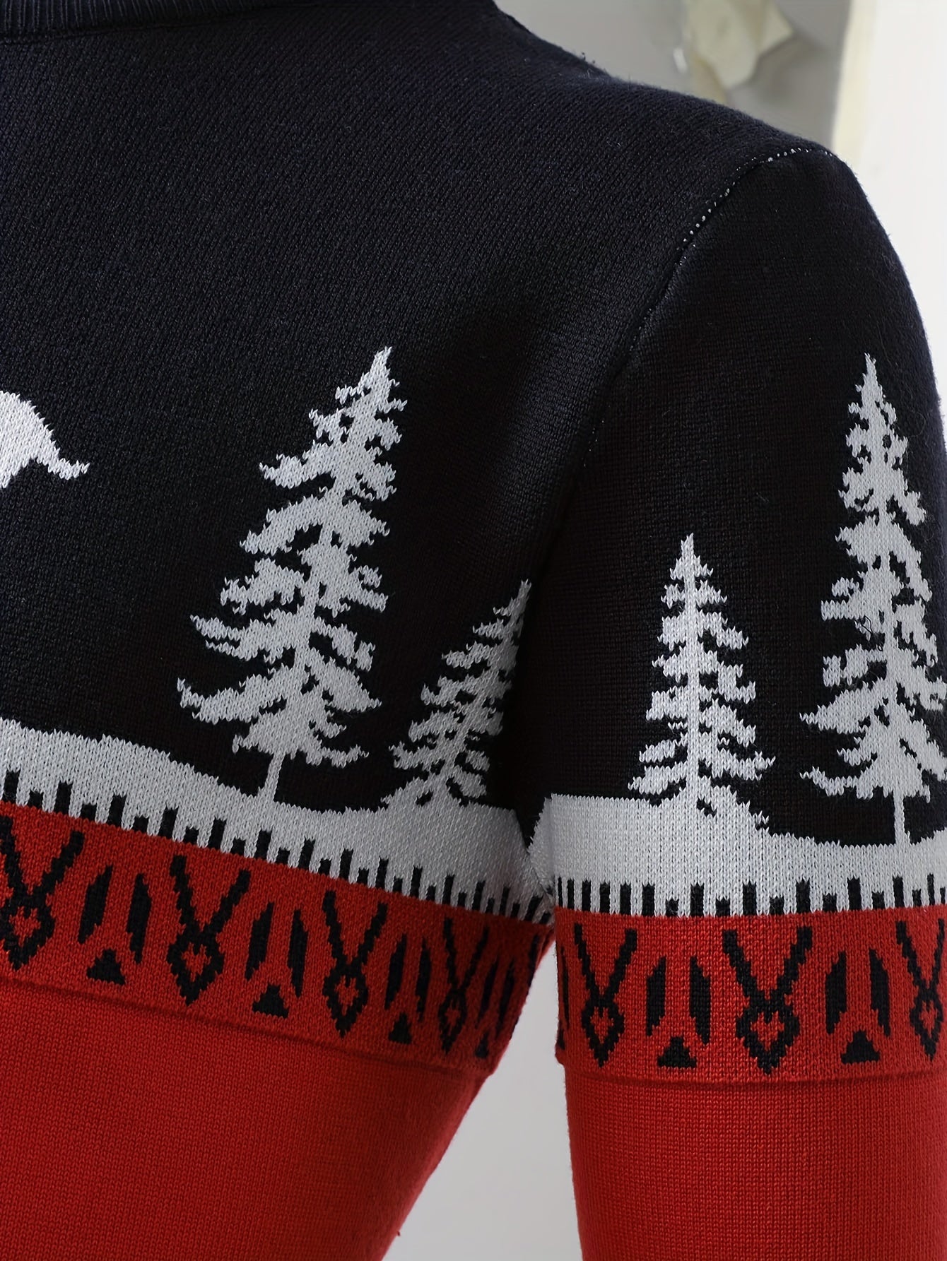 Bram | Festive Men's Jumper with Christmas and Reindeer Print