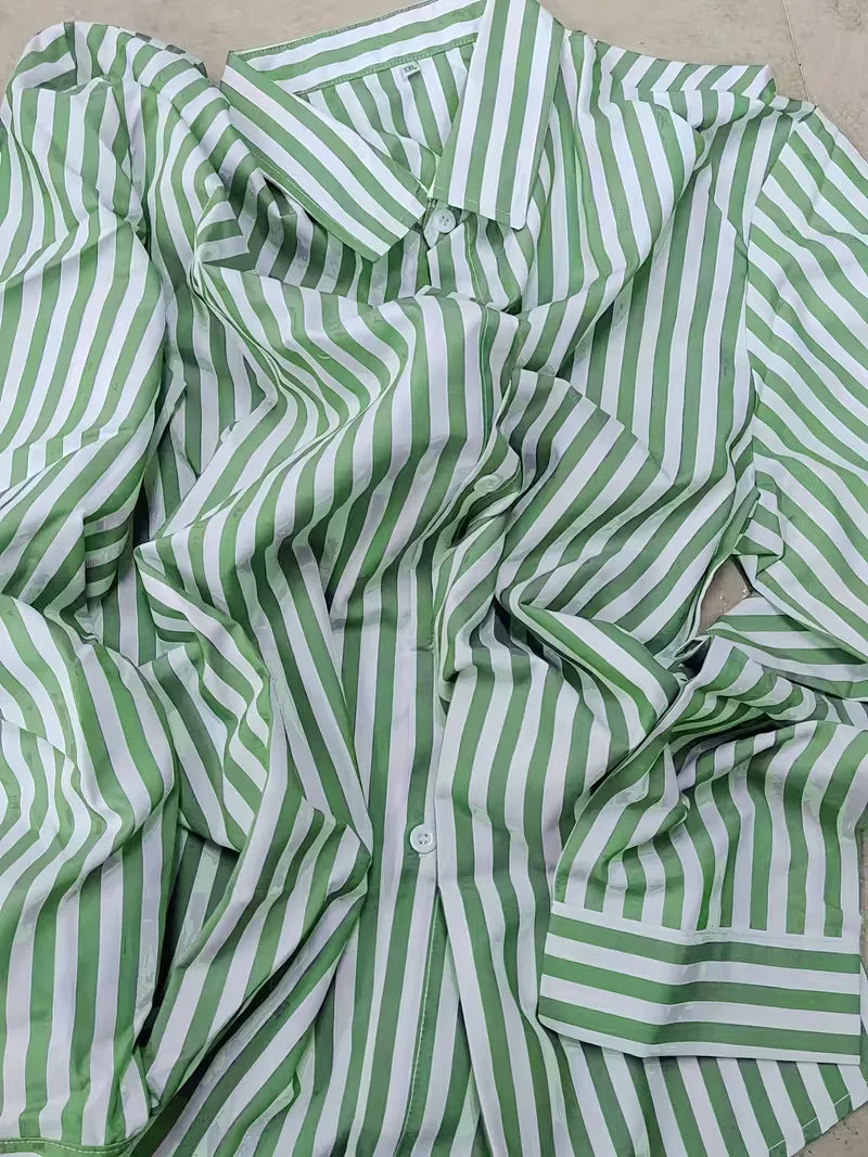 Smart shirts with vertical stripes