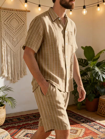 Men's Summer Outfit with Short Sleeves