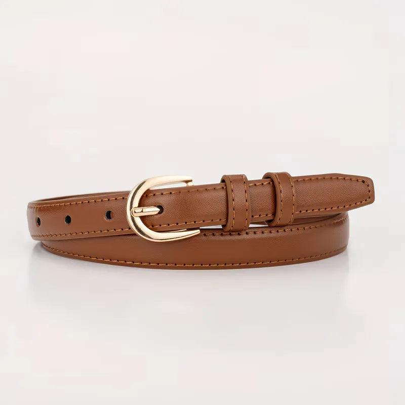 Narrow belt with half-oval buckle