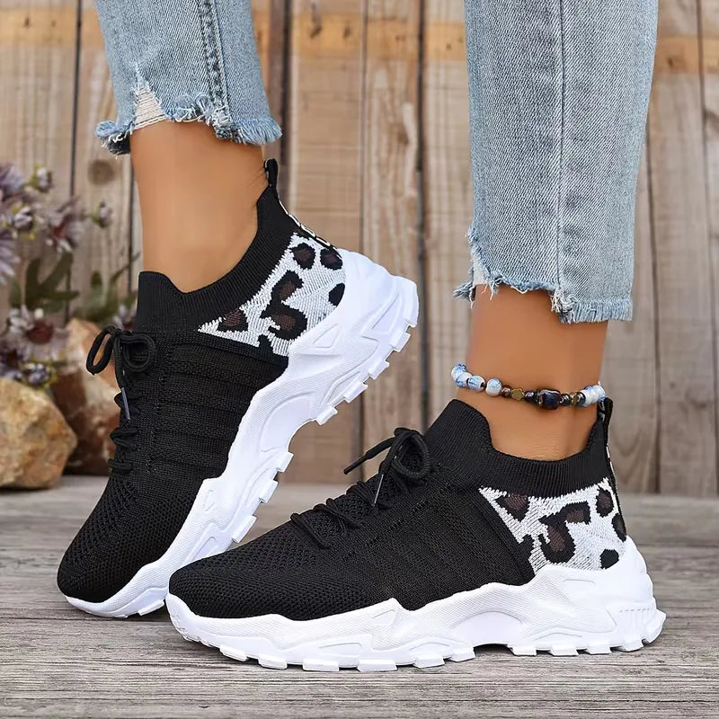 Low sneaker with leopard print