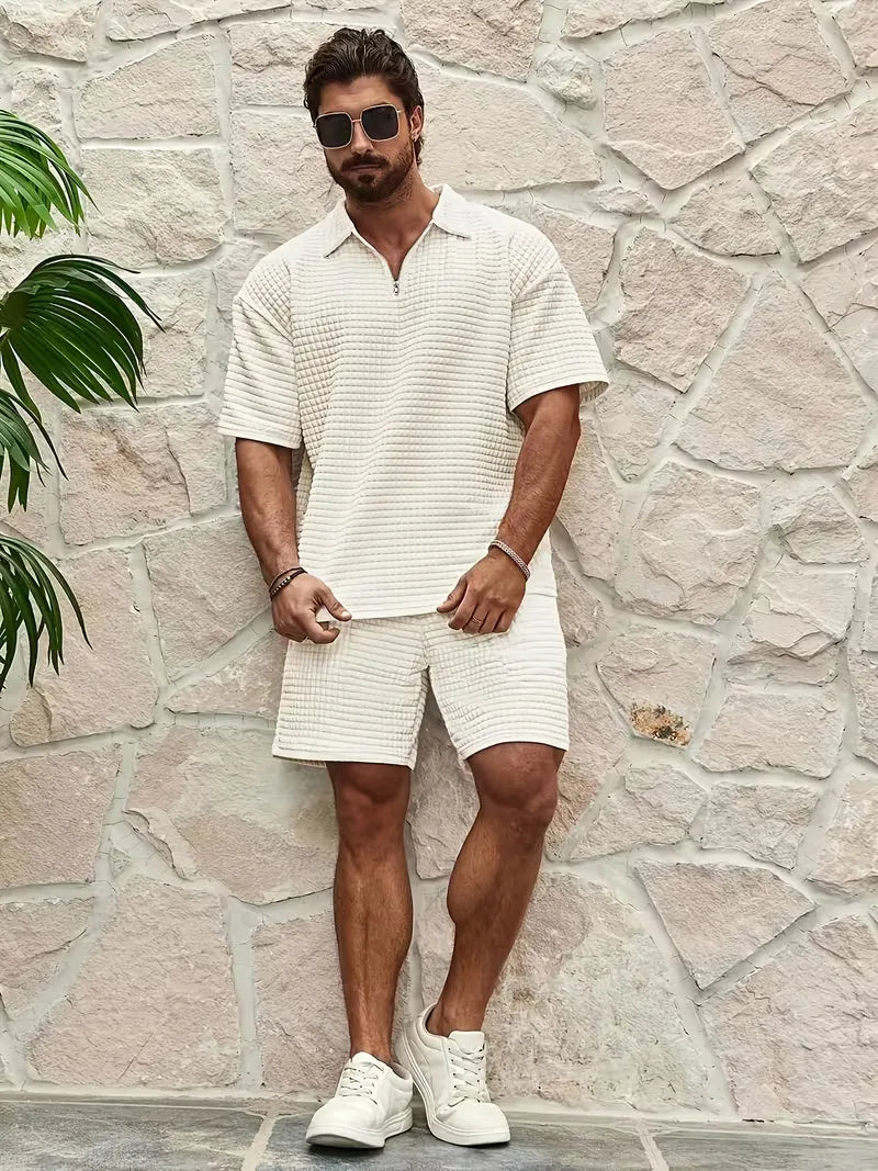 Set with V-neck and texture